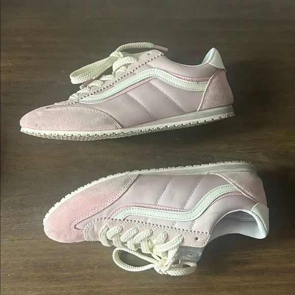 Vans Super Lopro Pink and White Sneakers - Picture 3 of 5
